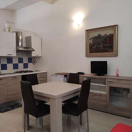 Marta Apartment *